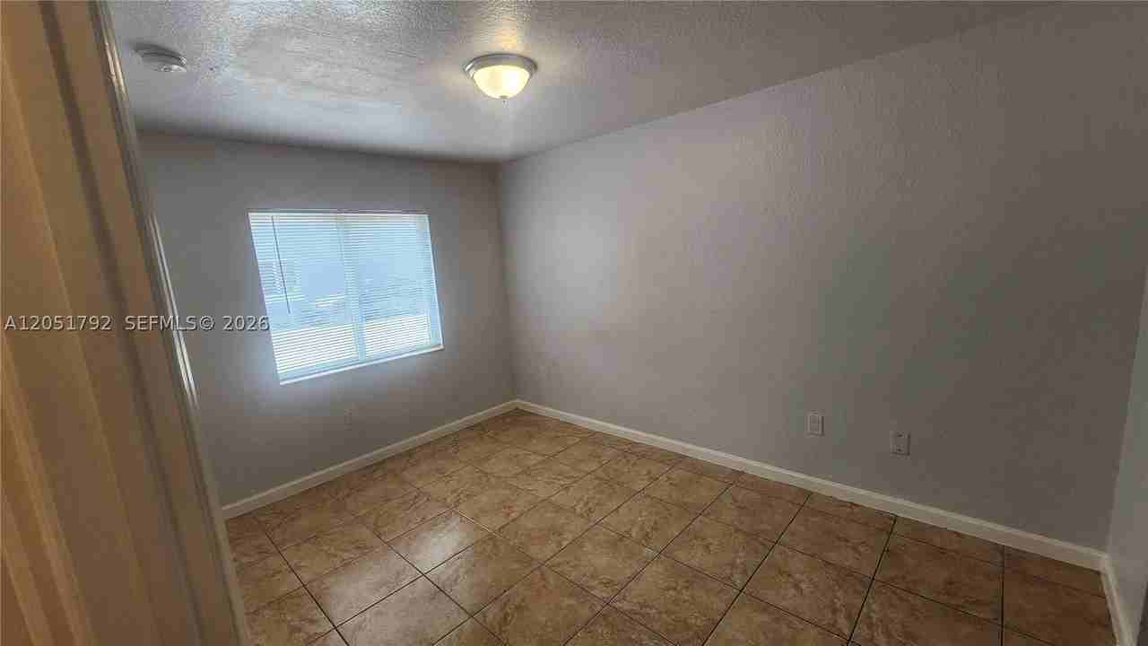 14004 Ne 2nd Ave #14004 - Photo 6 of 14