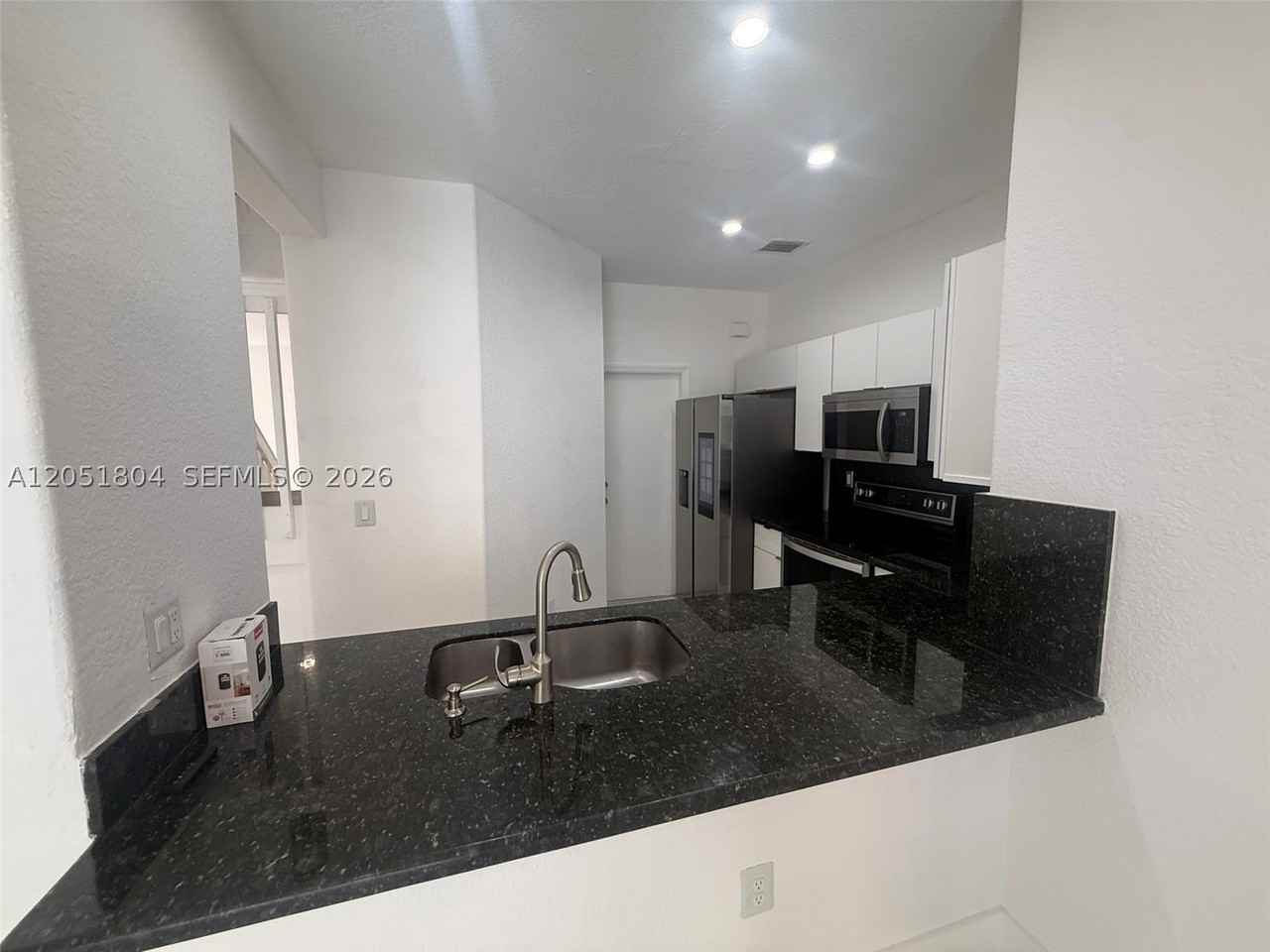 3873 SW 171st Ter0 - Photo 5 of 16