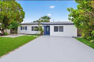 featured image of 540 Ne 61st St