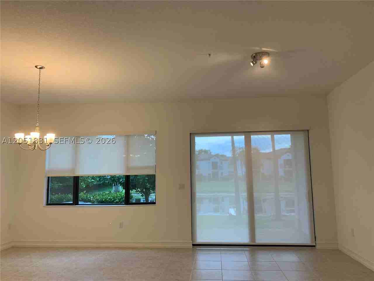 11566 Sw 13th Ln - Photo 5 of 20