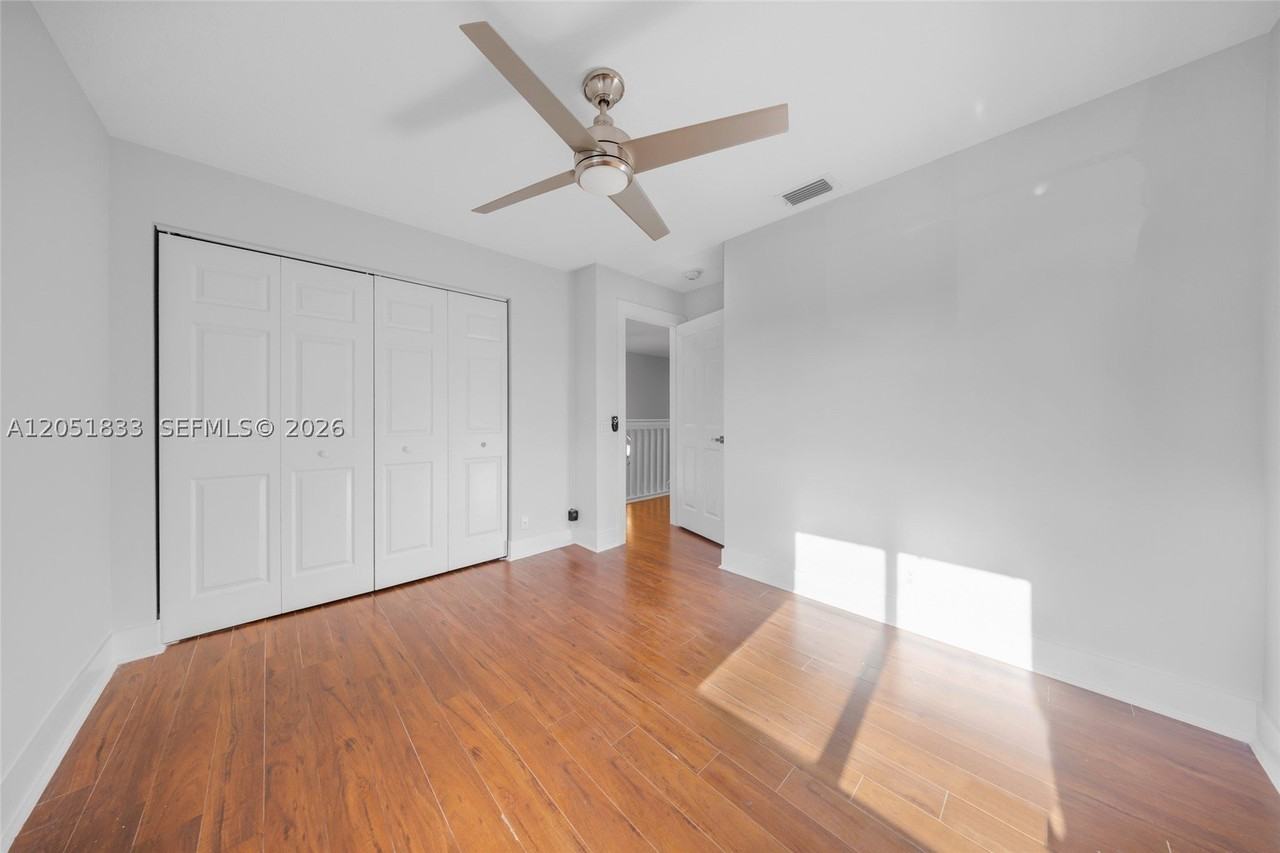 1538 Tamarind Ct #0 - Photo 7 of 47