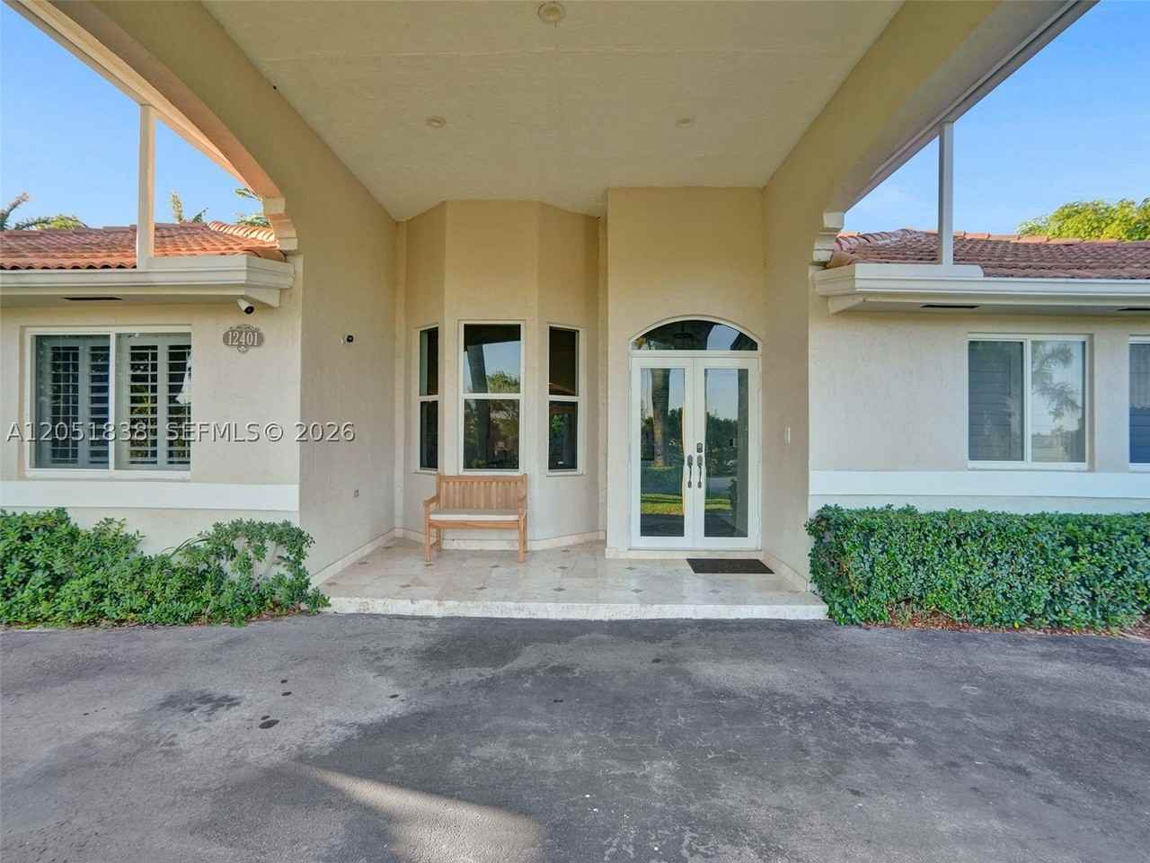 12401 Sw 77th St #12401 - Photo 4 of 50