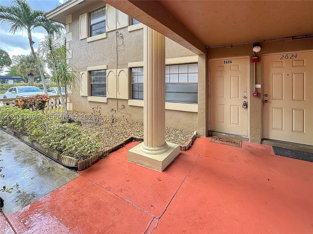 2626 Riverside Dr #2626 - Photo 2 of 10