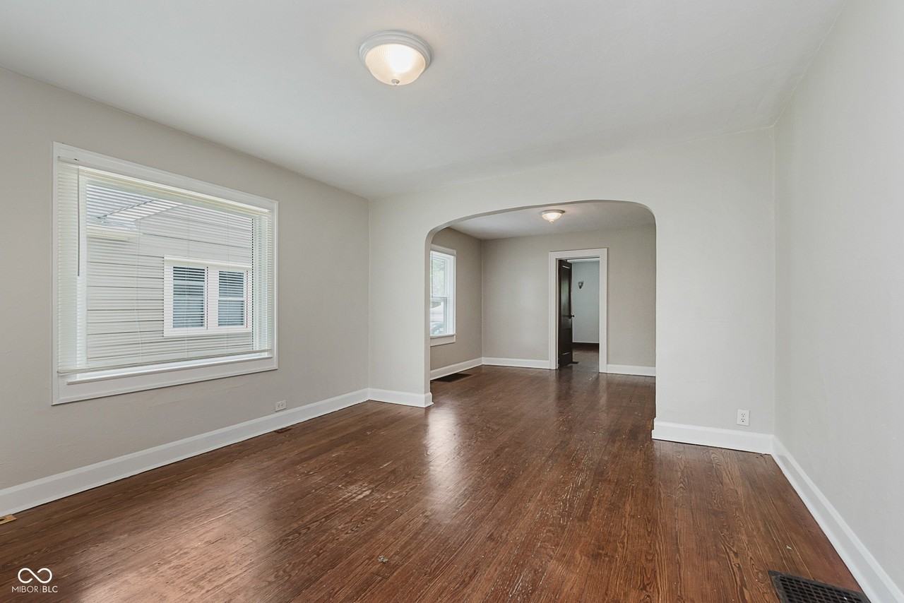 6222 Kingsley Dr - Photo 4 of 27