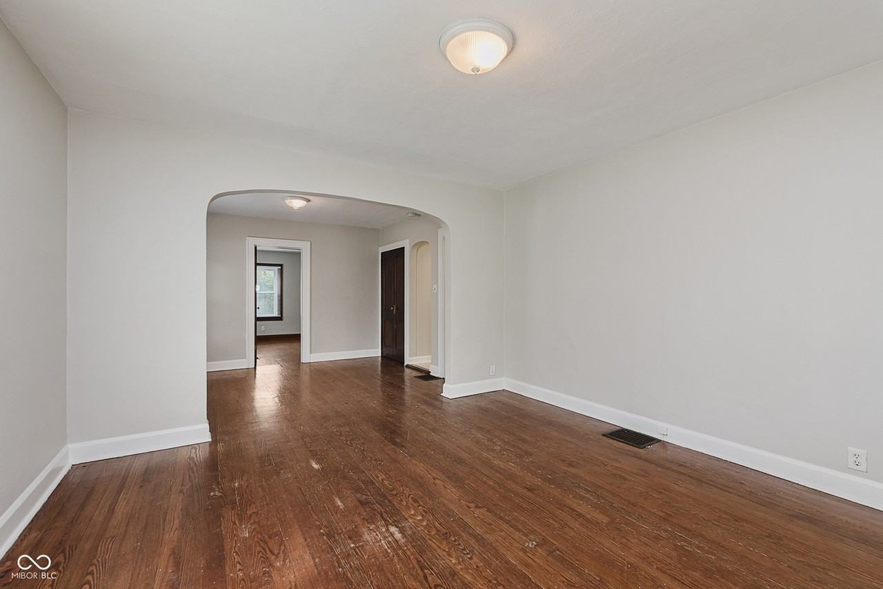 6222 Kingsley Dr - Photo 5 of 27