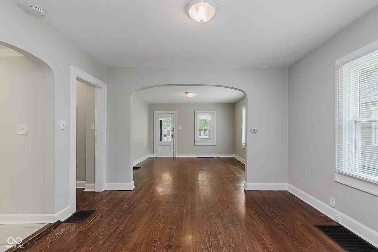 6222 Kingsley Dr - Photo 6 of 27