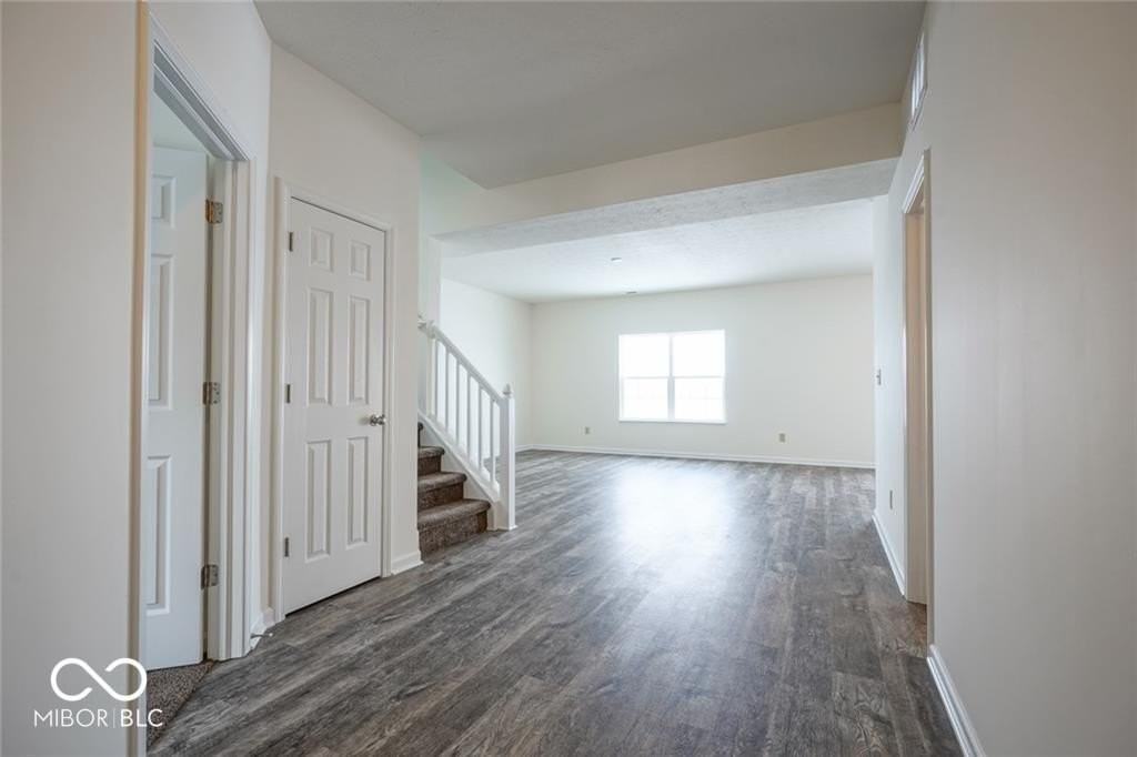 5292 Brandywine Dr - Photo 2 of 31