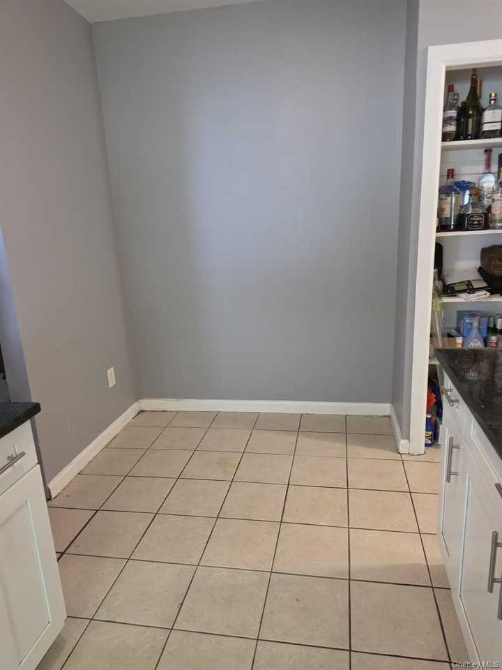 11812 189th St - Photo 5 of 8