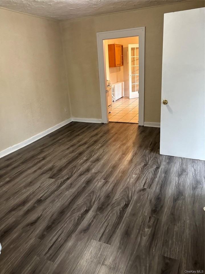 86 Bridge St ## 88 - Photo 3 of 9