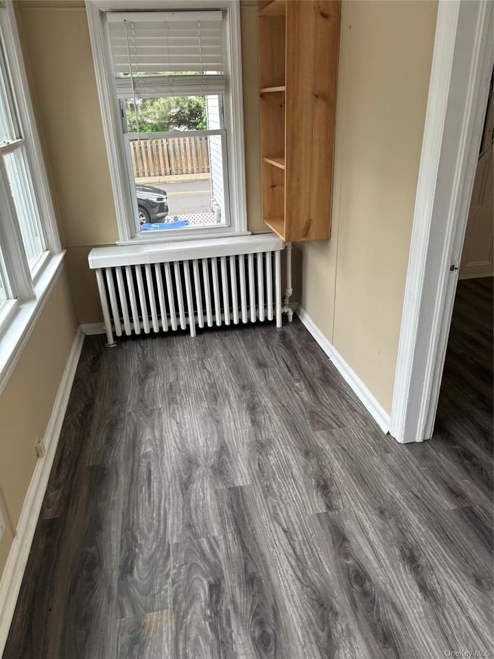 86 Bridge St ## 88 - Photo 5 of 9