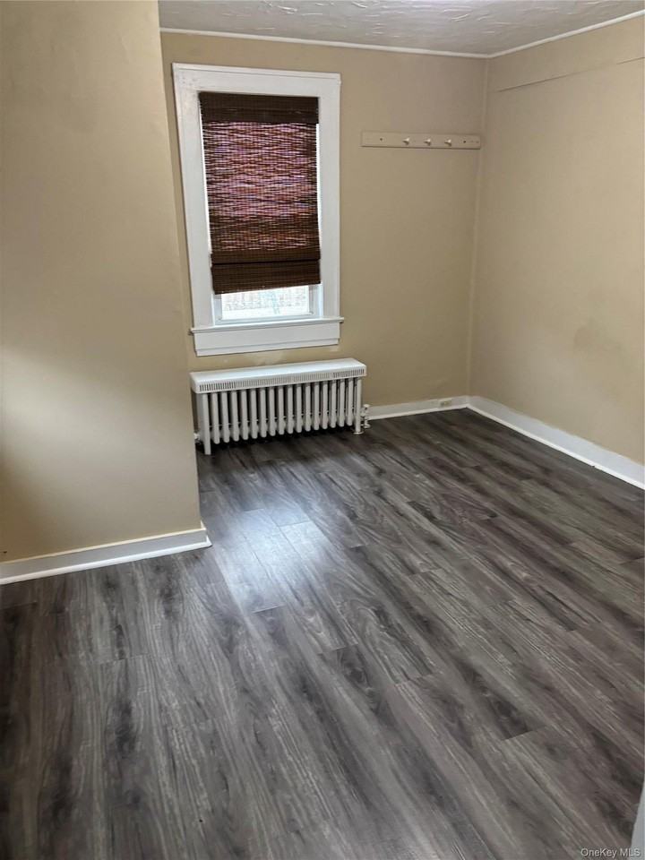 86 Bridge St ## 88 - Photo 6 of 9