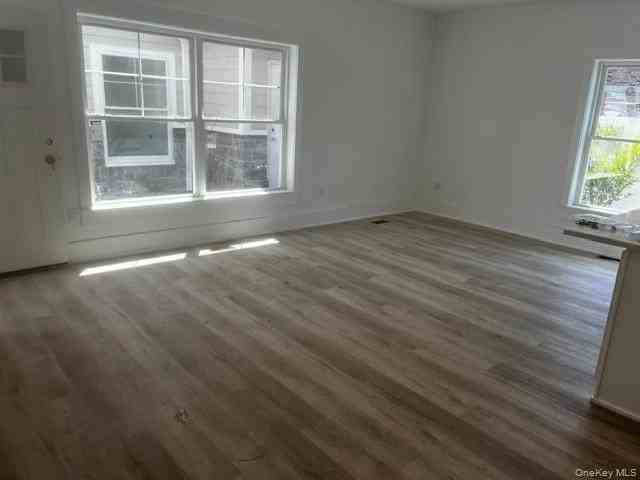 700 W Montauk Hwy - Photo 4 of 5