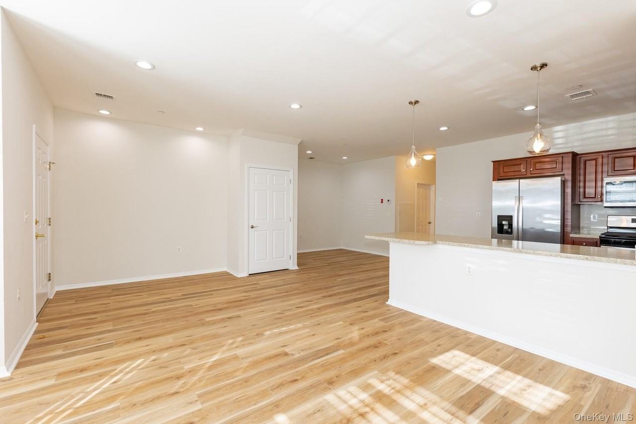 11 Jacqueline Way - Photo 3 of 17