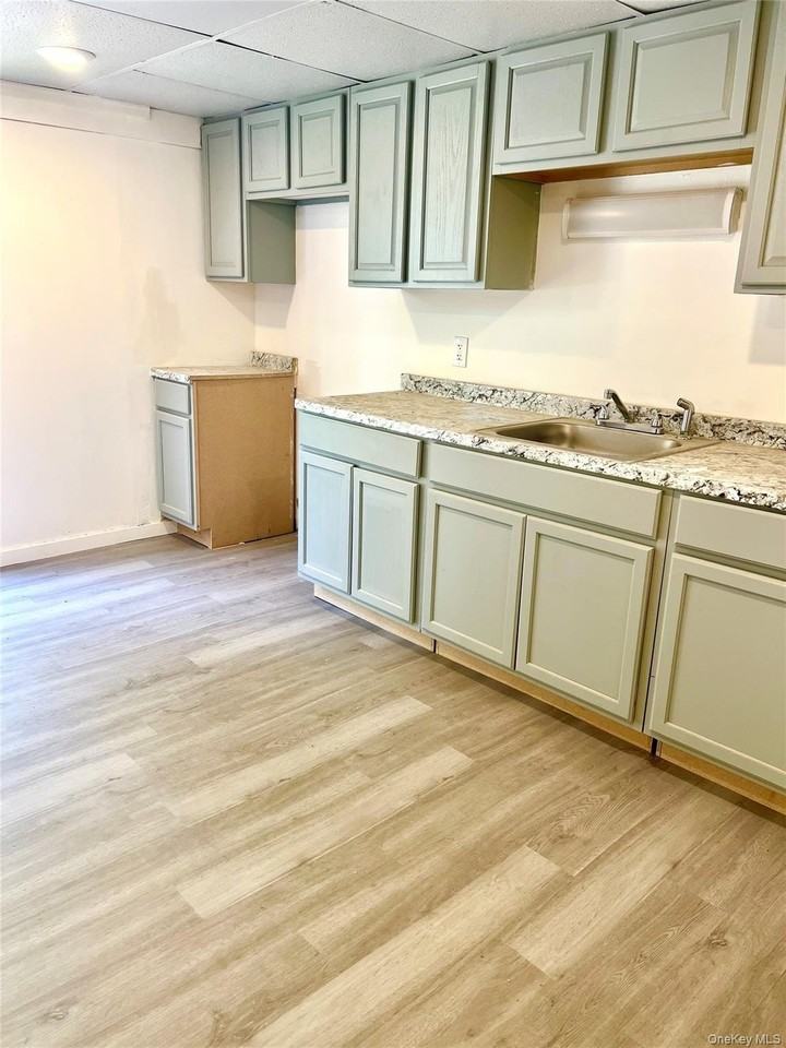 25 W Main St - Photo 2 of 12