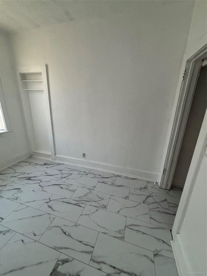 2426 Grand Ave - Photo 4 of 7
