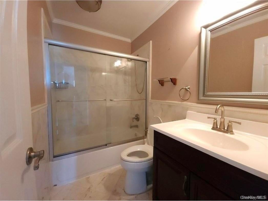 15 Greenridge Ave #8 - Photo 5 of 8