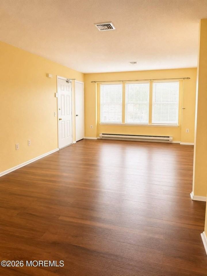 525O Belford Rd - Photo 2 of 8