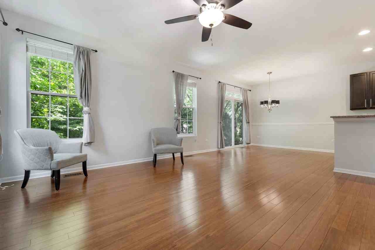 1022 Ravendale Ct - Photo 6 of 28