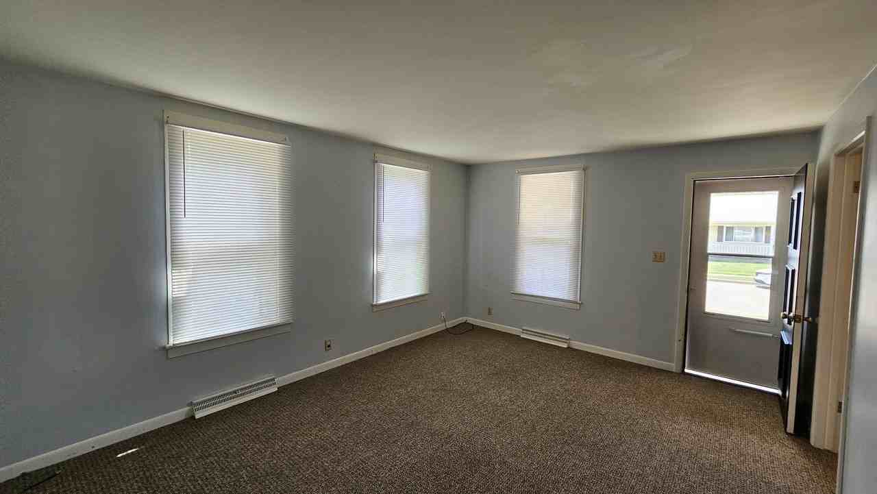 9 N Randolph St - Photo 2 of 13