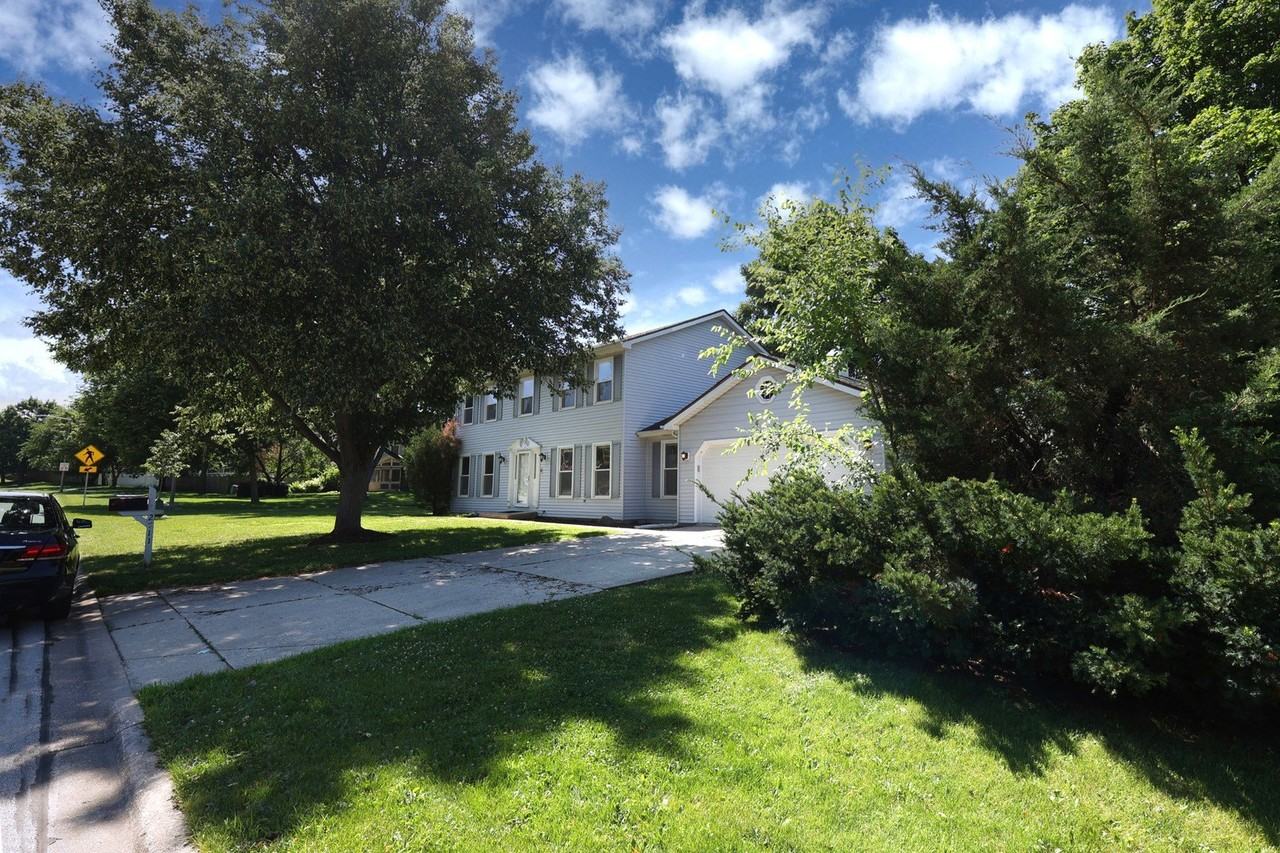 2711 Valley Forge Rd - Photo 2 of 32