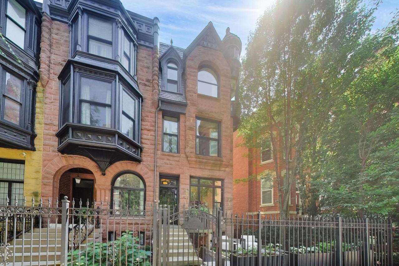 45 E Division St - Photo 2 of 50