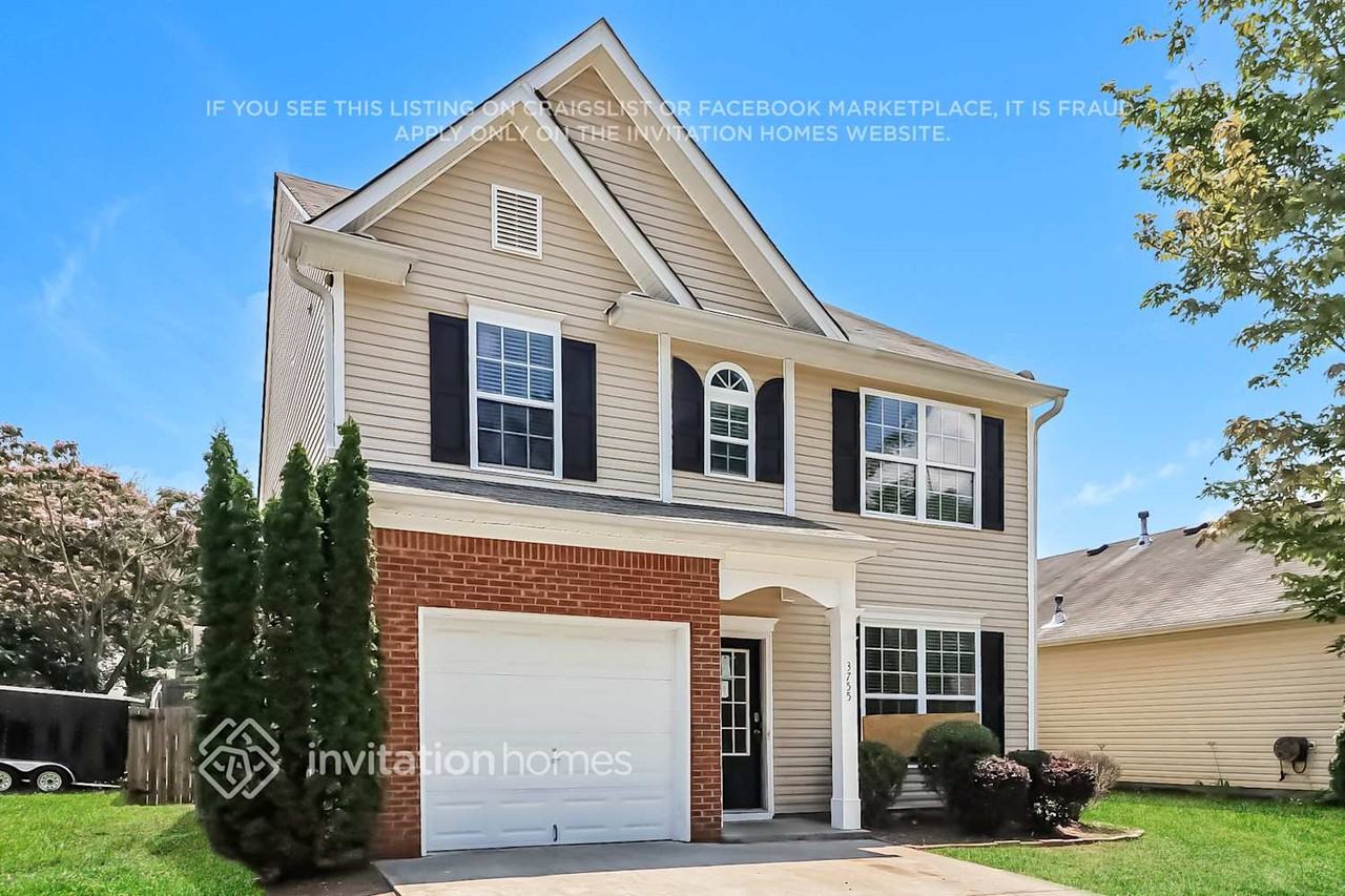 3755 Shenfield Dr - Photo 4 of 18