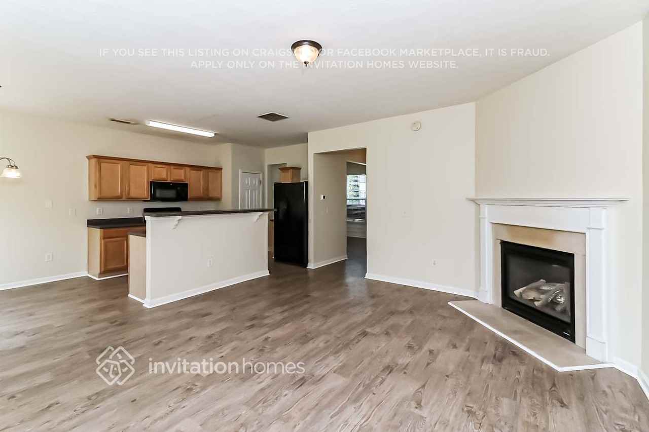 3755 Shenfield Dr - Photo 7 of 18