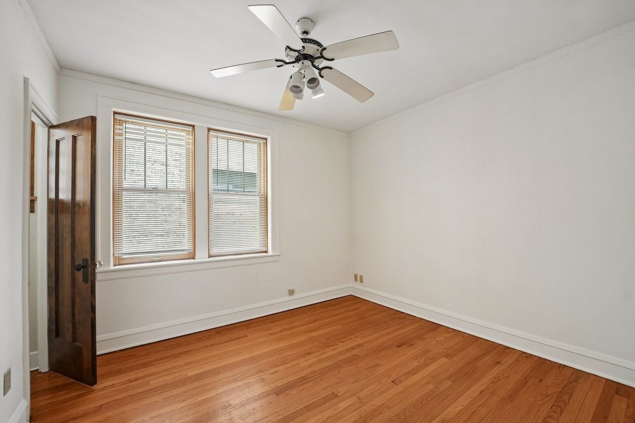 3801 N Lawndale Ave #1 - Photo 4 of 10