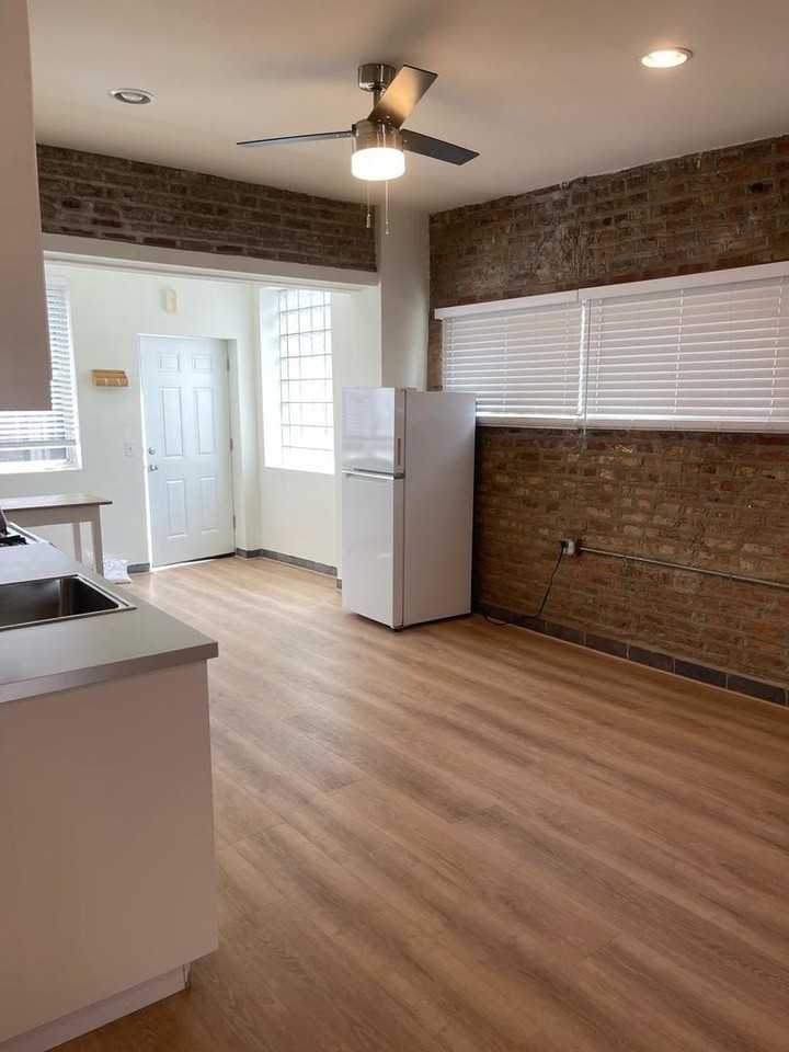 1526 N Artesian Ave #CH - Photo 4 of 7