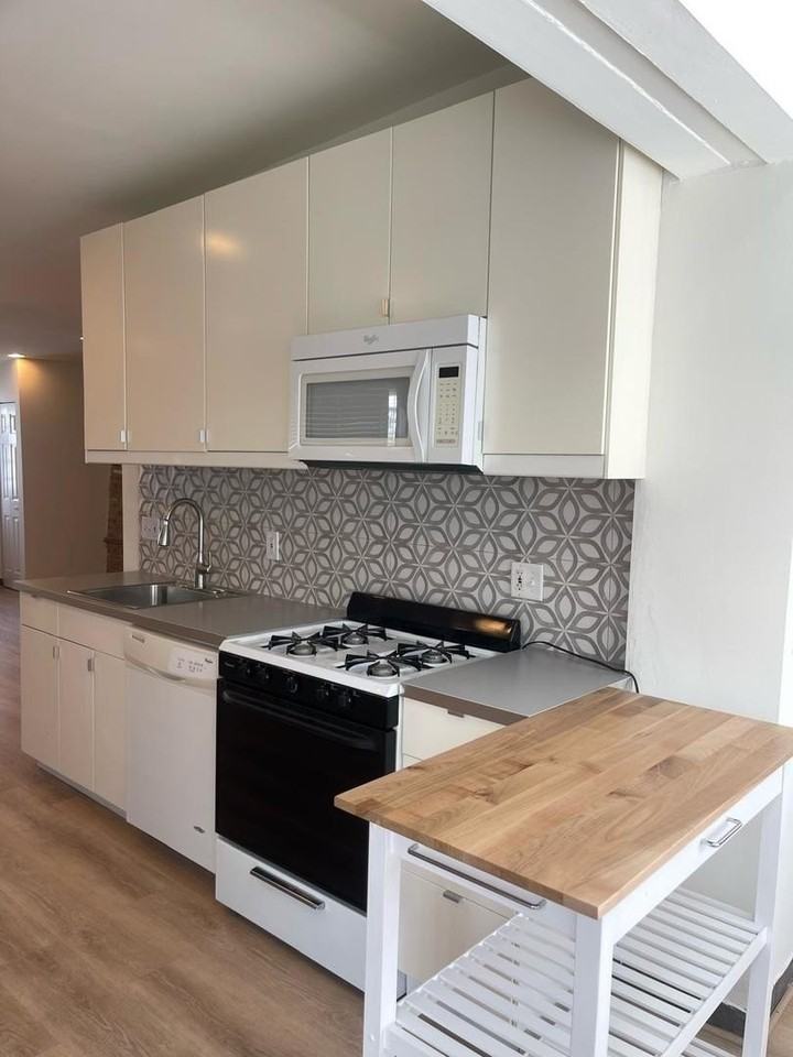 1526 N Artesian Ave #CH - Photo 6 of 7