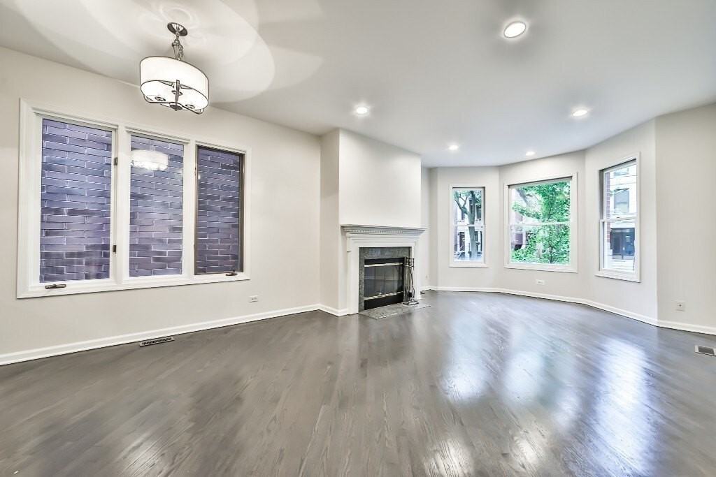 3230 N Seminary Ave #1 - Photo 7 of 20