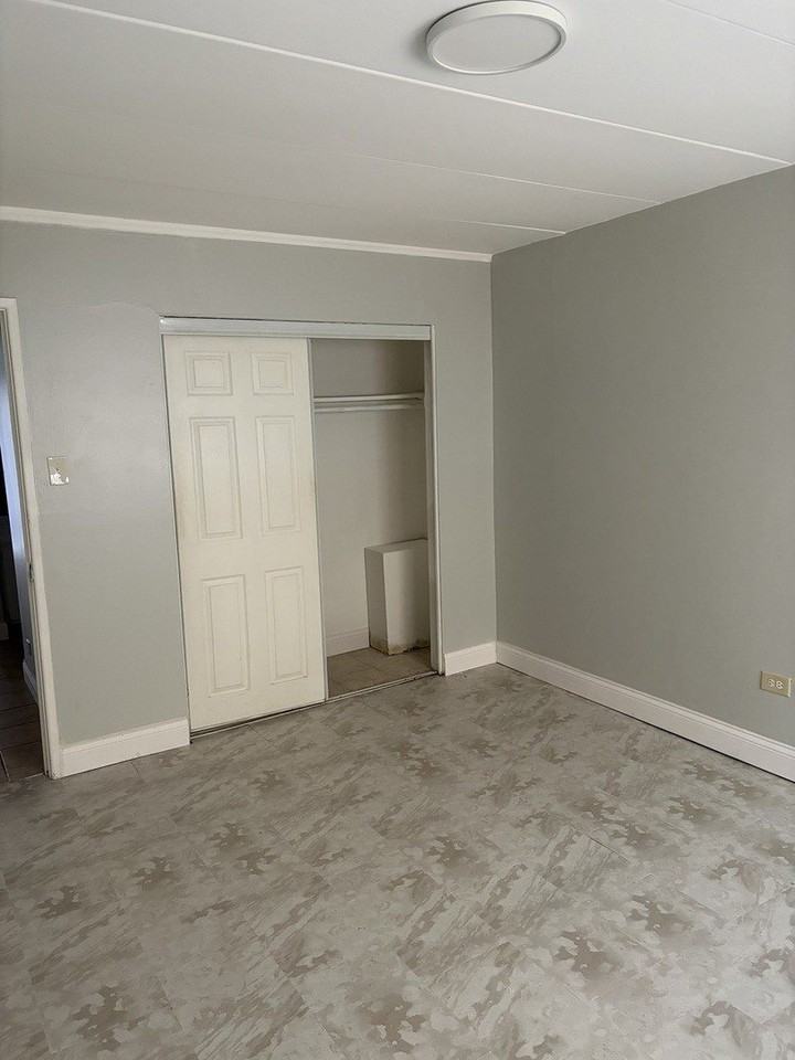 9517 Mansfield Ave #2 - Photo 4 of 9