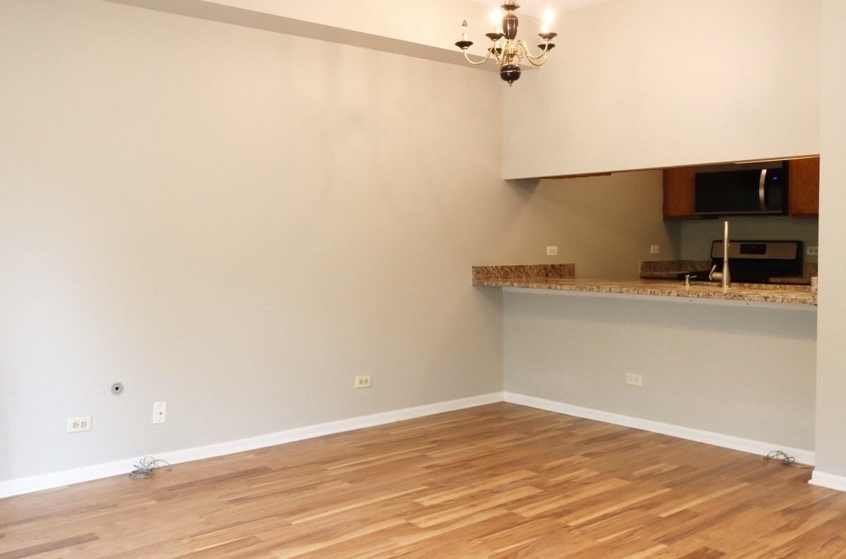 1333 Cranbrook Ct - Photo 4 of 36