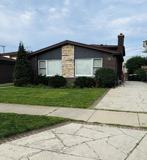 7011 N Hamlin Ave - Photo 1 of 1