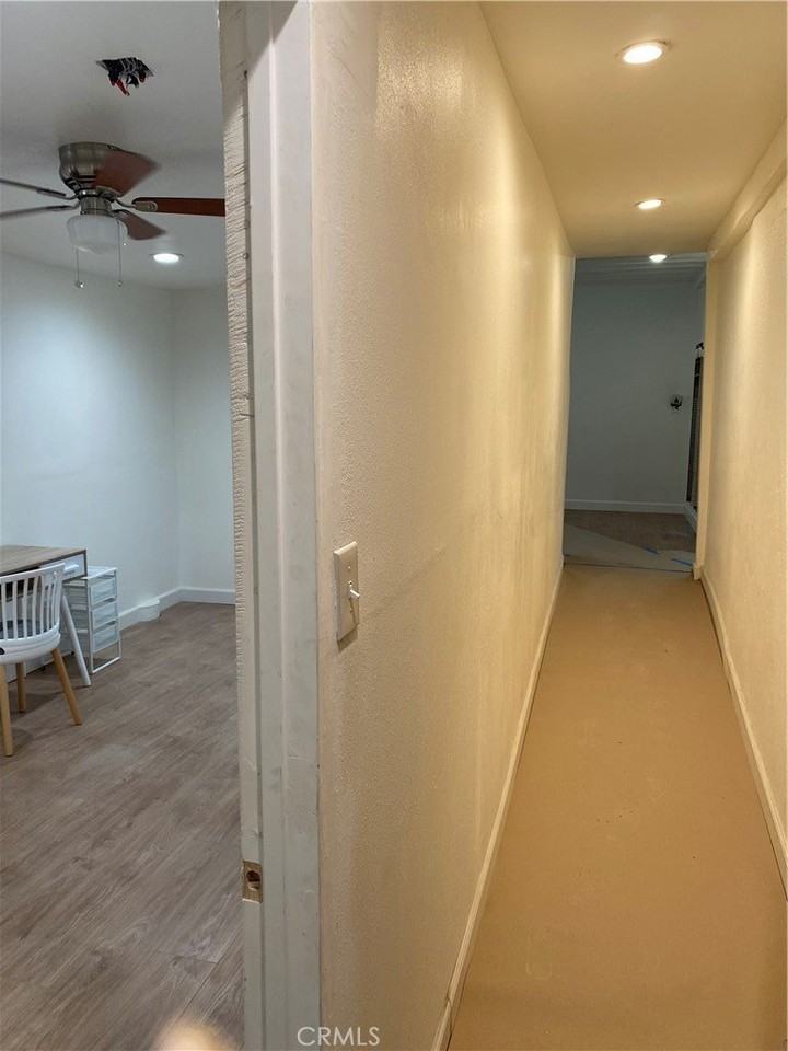 19216 Kendall Dr - Photo 2 of 7