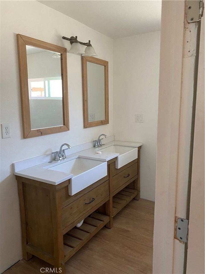 19216 Kendall Dr - Photo 6 of 7