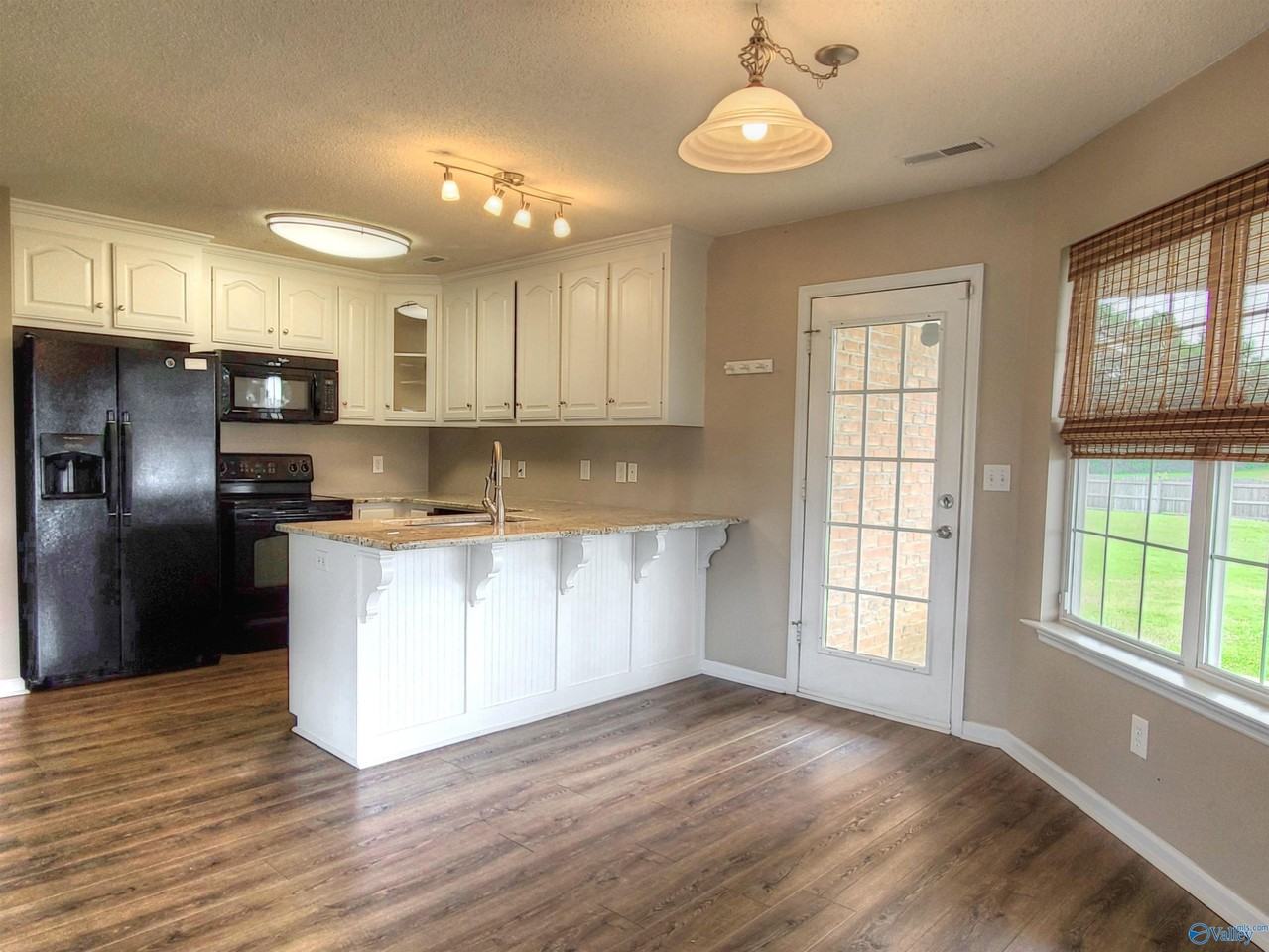 241 Misty Cove Ct - Photo 5 of 21