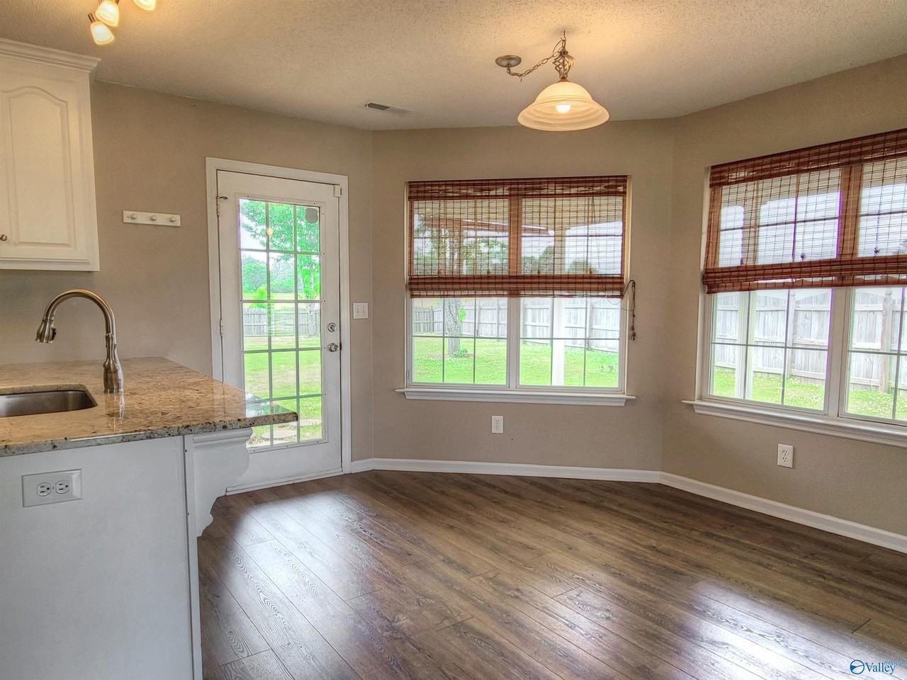 241 Misty Cove Ct - Photo 7 of 21