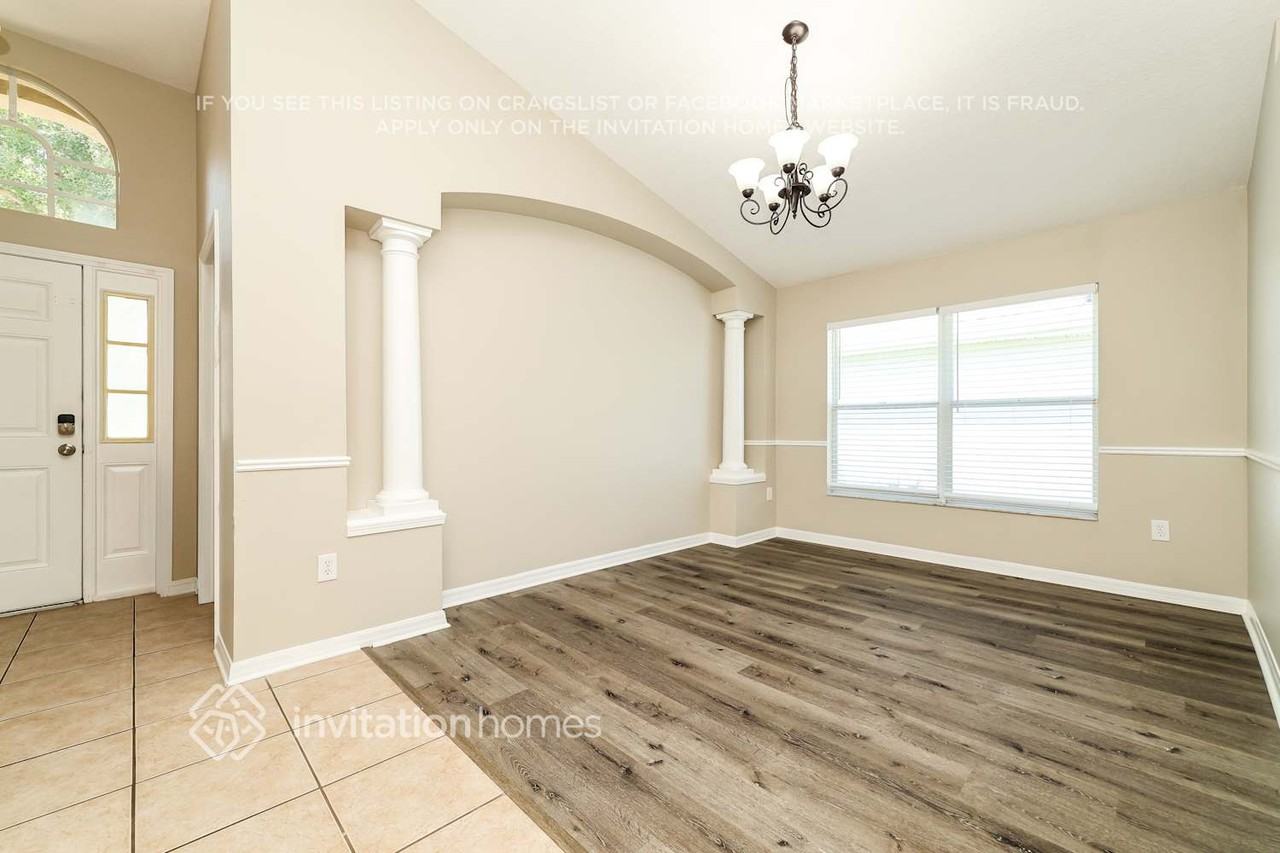 16320 Bridgeglade Ln - Photo 5 of 18