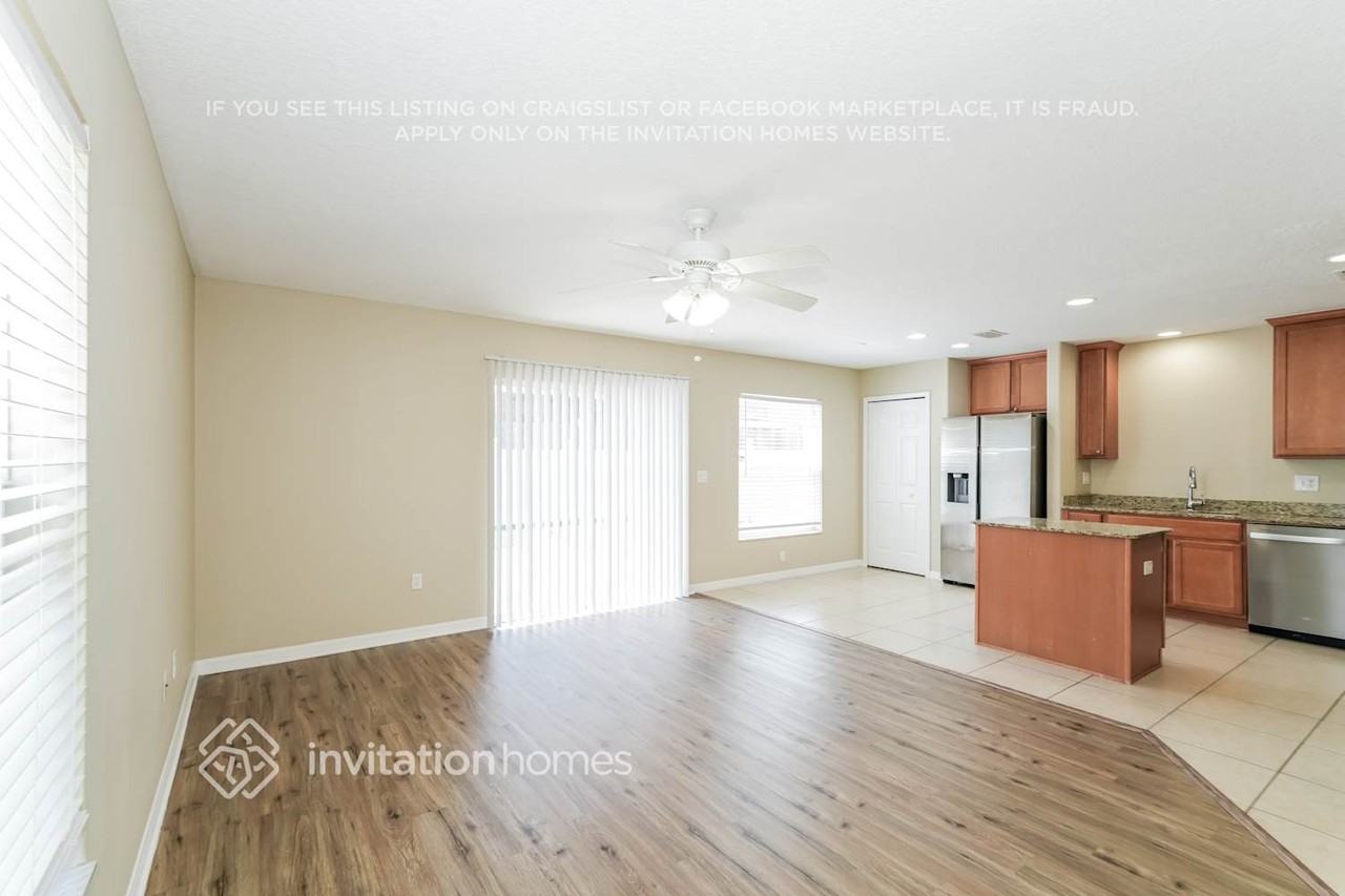 3328 Thistledown Ln - Photo 4 of 18