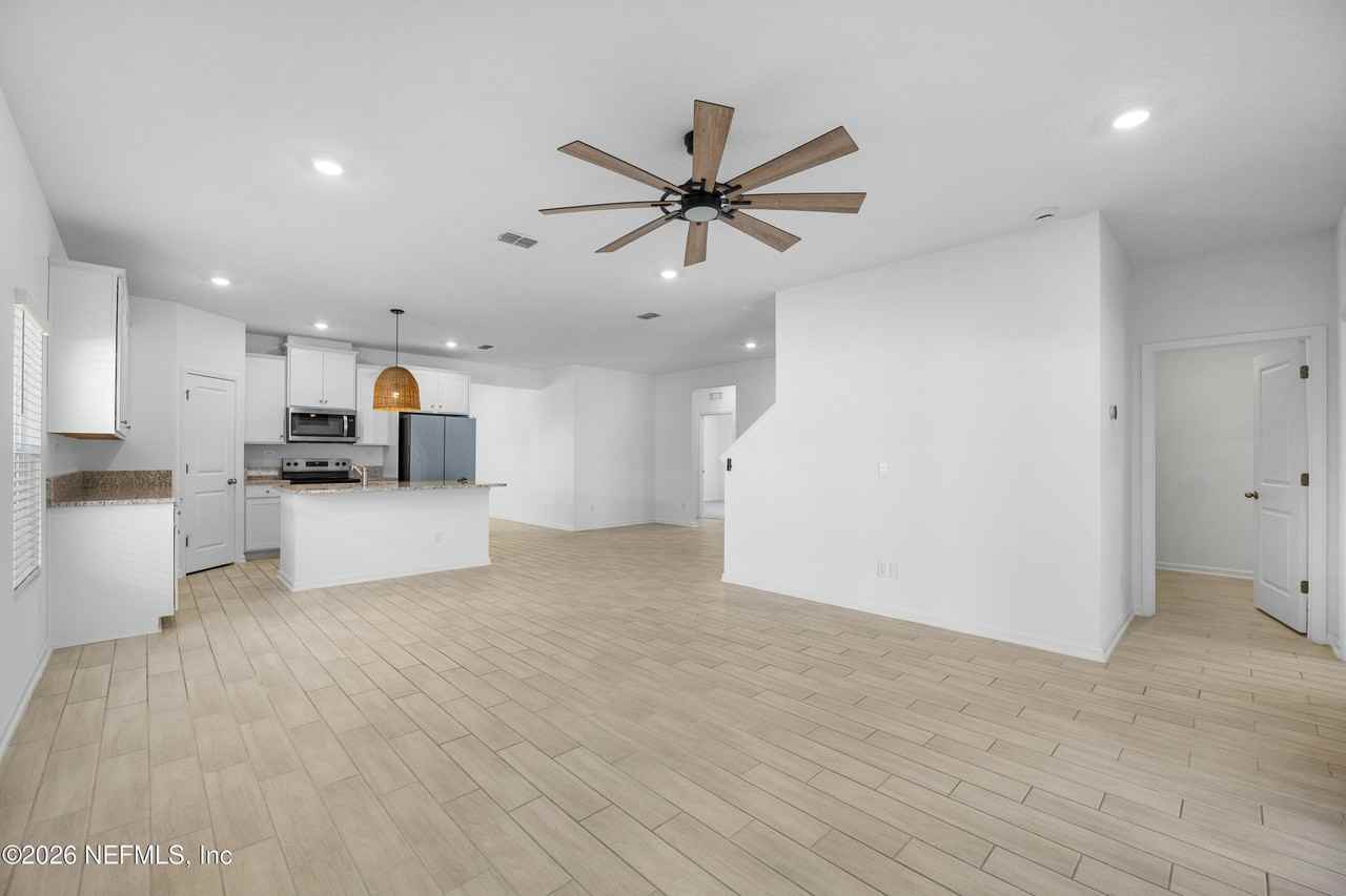3239 Golden Eye Dr - Photo 4 of 47