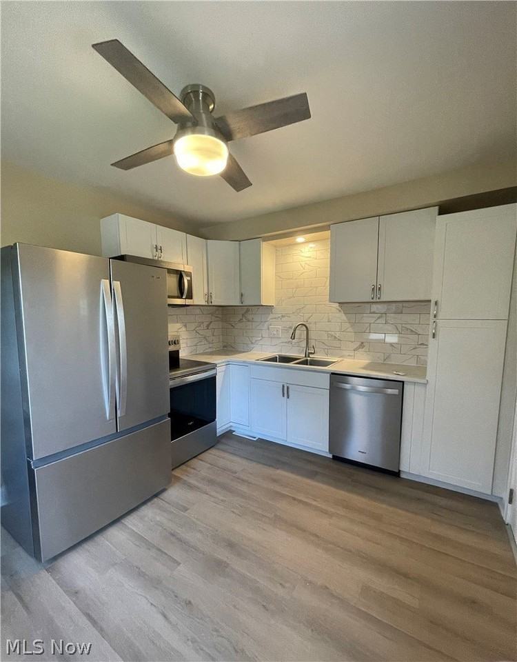 2128 6th St - Photo 4 of 27