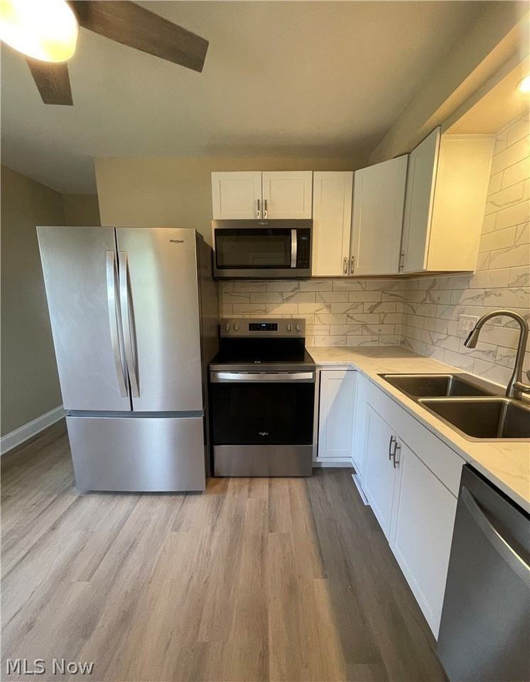 2128 6th St - Photo 5 of 27