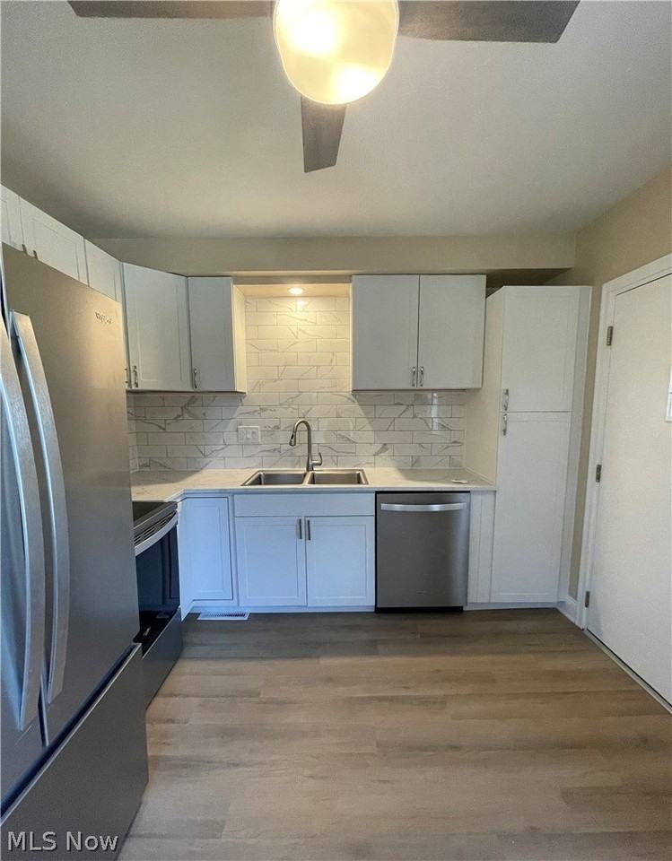 2128 6th St - Photo 6 of 27