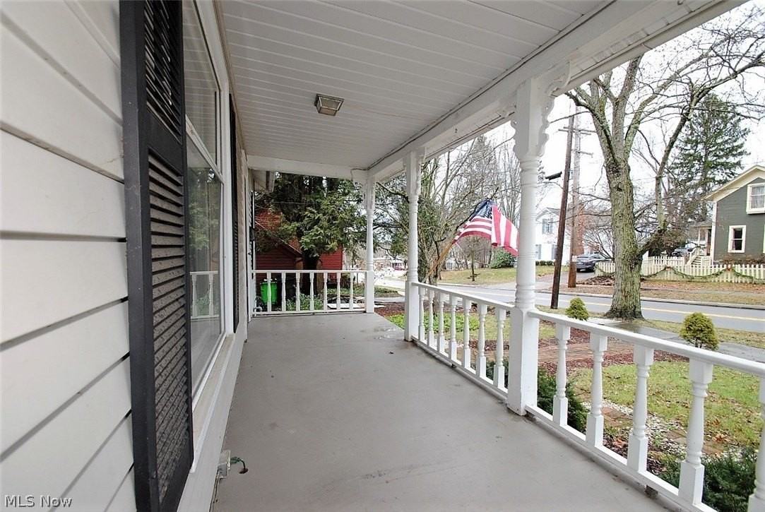 168 North St - Photo 2 of 28