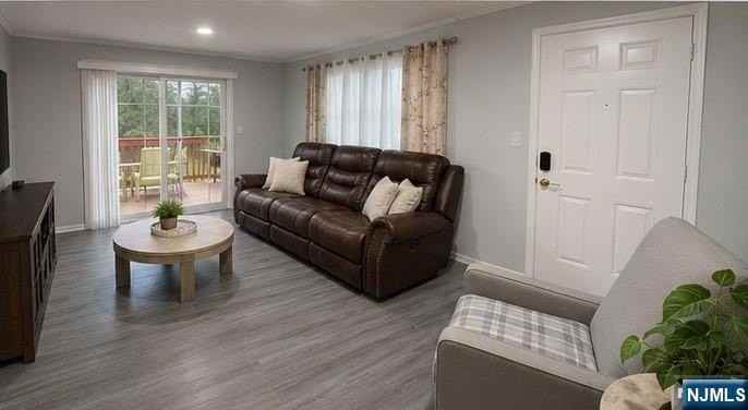 185 Oakwood Ave #2 - Photo 2 of 10