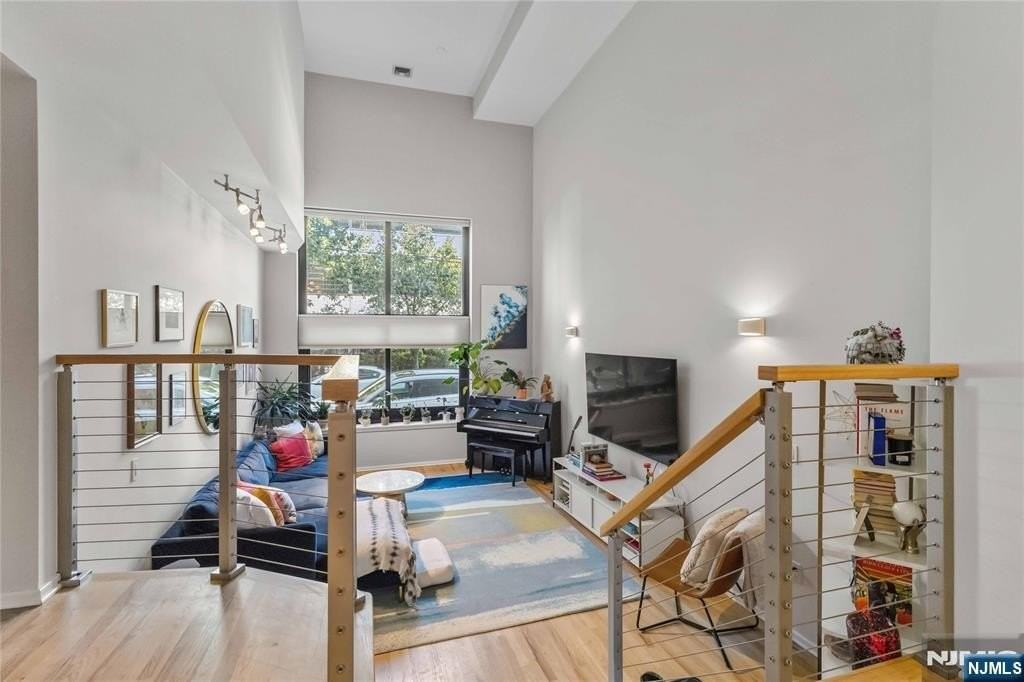 518 Gregory Ave #A221 - Photo 6 of 30