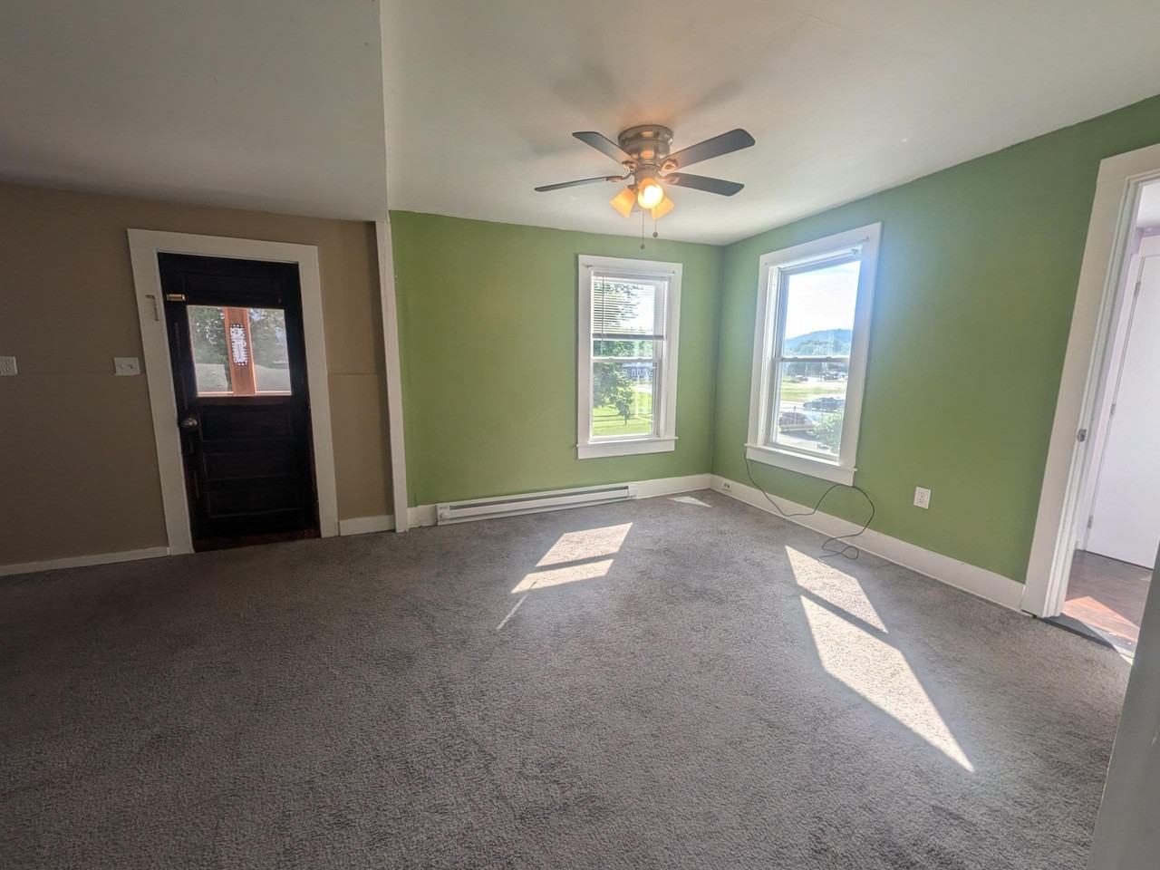 20 Chellis St #5 - Photo 3 of 11