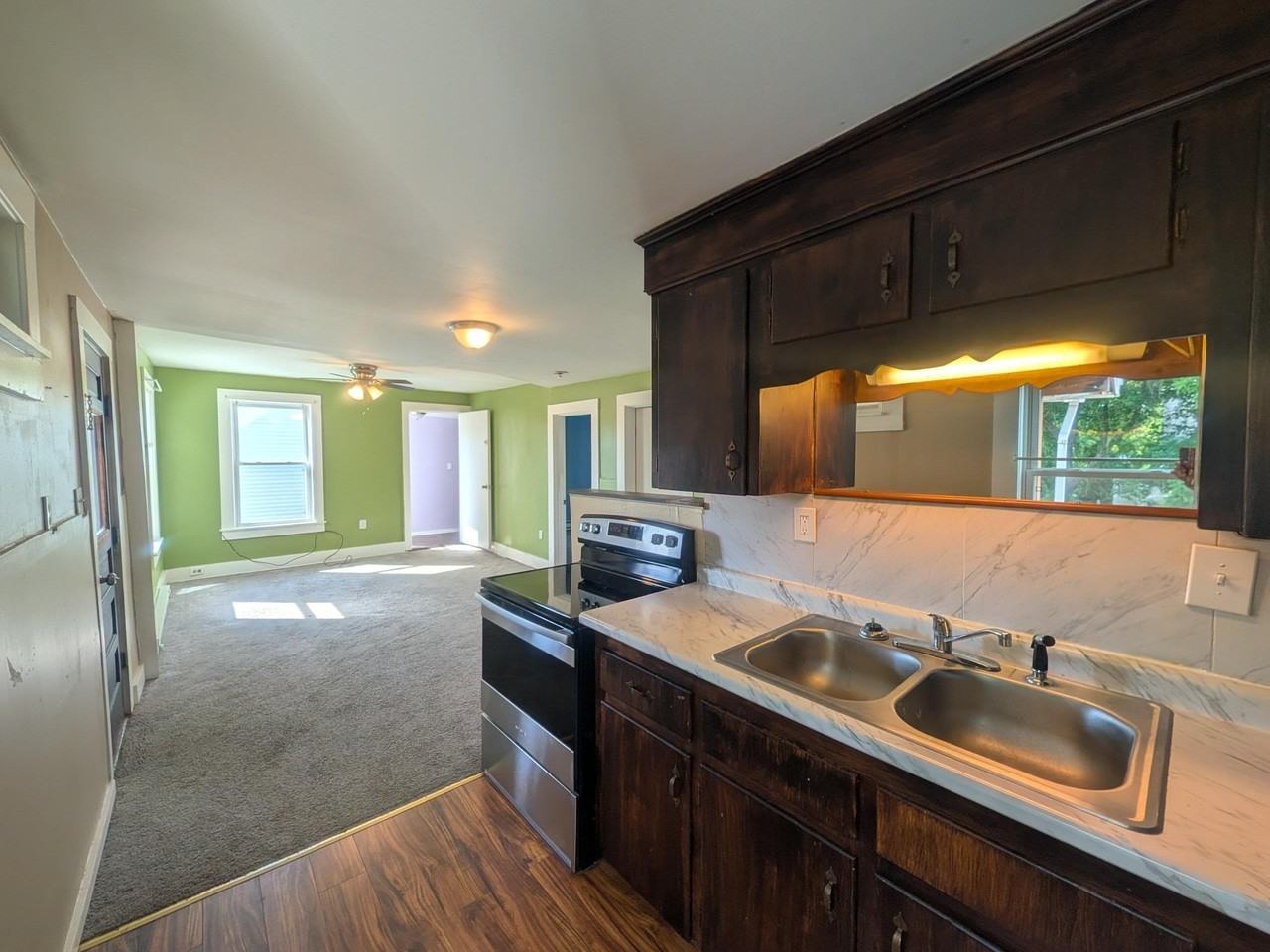 20 Chellis St #5 - Photo 6 of 11