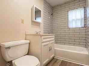 2716 Lincoln Ave #B - Photo 6 of 6